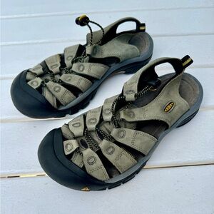 KEEN WOMENS NEWPORT SANDAL SZ 8.5 SUEDE TAN OLIVE GREEN WATER SHOES